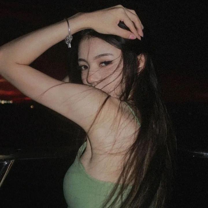 她和他